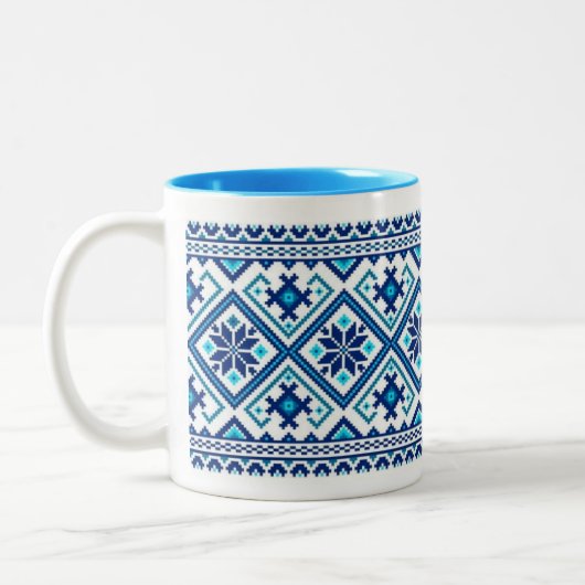Bleu broderie ukrainienne (vyshyvanka) mug (Gauche)