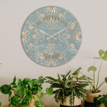Bleu Clair Et Mosaïque Crème Revêtu De Pierre<br><div class="desc">Light blue and cream distressed stone-looking clock. The text is fully customizable. To change it use the personalize option. For more changes,  such as changes to the font,  font color or text layout,  use the edit design tool option.</div>