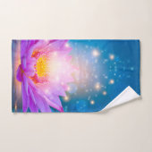 Bleu de lotus violet élégant, Paysage, Zen (Serviette à main)