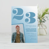 Bleu dégradé 23e anniversaire invitations Boy Phot (Debout devant)