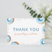 Bleu Donut Bébé saupoudrer Carte de remerciements  (Debout devant)