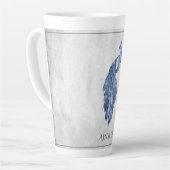 Bleu Elegant Peacock Personnalisé Latte Mug (Angle gauche)