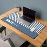 Bleu et blanc rayures personnalisées moderne éléga<br><div class="desc">Typographie minimaliste moderne girly poussiéreux bleu et blanc rayé élégant simple unique personnalisé design de comptoir cadeau personnalisé.</div>