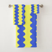 Bleu Lime Wavy Stripe Gras Accent salle de bain (En situation)