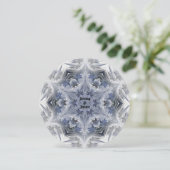 Bleu Snowflake Kaleidoscope Conception Invitation (Debout devant)