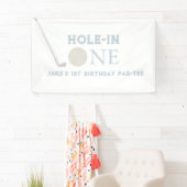 Bleu trou dans une bannière de fête d'anniversaire (En situation)