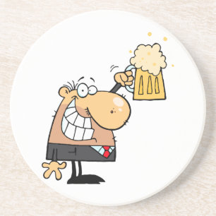 blij mannelijke cartoon die viert met bier zandsteen onderzetter