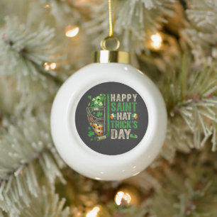 Blij Sint Hattrick IJshockeyspeler Keramische Bal Ornament