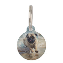 Blijde Pug  aan het Strand aanpasbaar