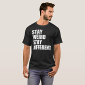 Blijf anders dan je moeder. t-shirt (Voorkant volledig)
