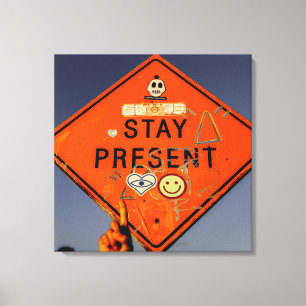 Blijf Cadeau, Oranje wegwijzer graffiti Canvas Afdruk