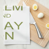 Blijf kalm en bid op groot koninklijk besluit theedoek (Quarter Fold)