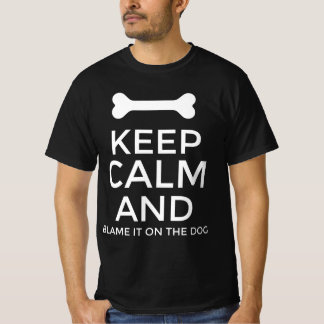 Blijf kalm en leg het de hond aan t-shirt