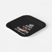 Blijf kalm Ik ben de homoseksuele echtgenote Vader Papieren Bordje (Gebogen)