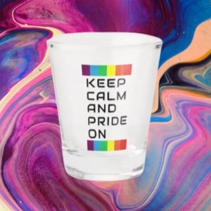 Blijf Kalmeren En Pride Aan In Regenboog Shot Glas