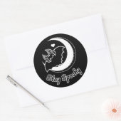 Blijf Spooky Ronde Sticker zwart (Envelop)