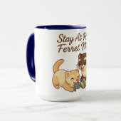 Blijf thuis Ferret Mom Coffee Mok (Voorkant links)