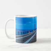 bliksem op Navarra Beach pier Koffiemok (Links)