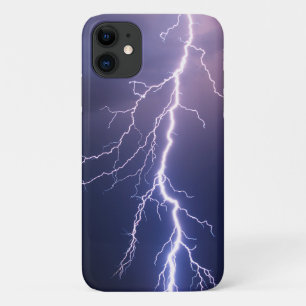 blikseminslag in de onstuimige lucht iPhone 11 hoesje