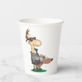 Blinde scheidsrechter blaast een fluitje papieren bekers (Voorkant)