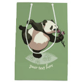 Blissful panda die bloesbloemen smolt met tekst medium cadeauzakje (Achterkant)