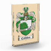 Bloc de photo du blason de Callahan (Gauche)