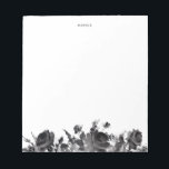 Bloc-note Aquarelle noire Rose Floral Garland Personnalisé<br><div class="desc">Bloc-notes floral personnalisable avec des illustrations aquarelles de roses noirs et de feuillage. Ce bloc-notes floral moderne et rustique sera parfait comme cadeau personnalisé. Personnalisez en ajoutant un nom ou une courte phrase.</div>