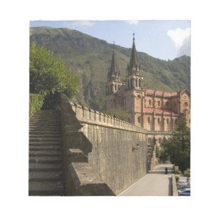 Bloc-note Basilique de Covadonga, nord-ouest de l'Espagne.