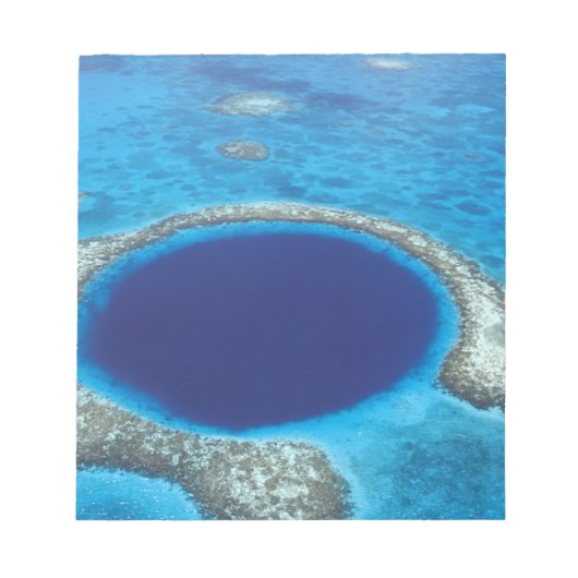 Bloc-note CA, Belize. Vue aérienne du Trou Bleu (diamètre (Devant)
