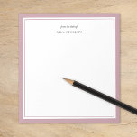 Bloc-note Cadeau Mauve minimaliste Monogramme enseignant<br><div class="desc">Design minimaliste moderne de bordure dans une variété de couleurs tendance. Personnalisez-le avec votre nom monogramme ou autre texte personnalisé. Utilisez les outils de conception pour choisir vos propres polices et couleurs arrière - plans. Idée cadeau mignonne et simple pour les enseignants ou papeterie personnelle pour toute personne qui aime...</div>