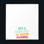 Bloc-note C'est un bon jour pour enseigner la science I<br><div class="desc">Un design mignon, parfait pour n'importe quel professeur de sciences, professeur de sciences au lycée, ou futur professeur de sciences qui aime enseigner! 'C'est un bon jour d'enseigner la science' citation pour un enseignant à porter le premier jour de l'école, au travail, ou les vacances. Es-tu un fier professeur d'équipe...</div>