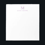 Bloc-note Classique Moderne Simple Violet Monogramme Initial<br><div class="desc">Le design comprend une initiale monogramme personnalisée et un nom dans une police typographique simple et moderne.</div>