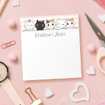 Bloc-note Cute Cats Personnalisé<br><div class="desc">Personnalisez facilement ce bloc-notes avec votre nom et votre titre personnalisés. Le design comprend une bande de chatons de dessin animé à la main.</div>