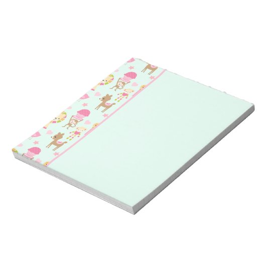 Bloc-note Cute Pattern avec Whimsical Animals & Toys (Tourné)