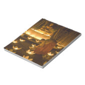 Bloc-note Des moines éclairent des bougies et des lanternes  (Tourné)