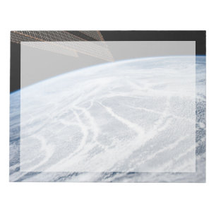 Bloc-note Des Motifs Nuageux Au Sud Des Îles Aléoutiennes.