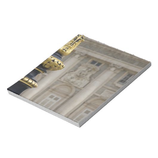 Bloc-note Espagne, Madrid. Palais Royal, lampe dorée ornée (Tourné)