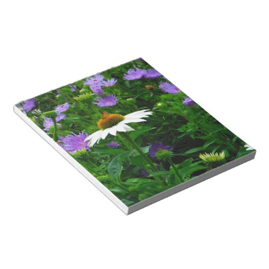 Bloc-note Fleur de cône blanc, fleurs pourpres et papillon (Incliné)