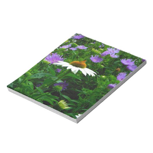 Bloc-note Fleur de cône blanc, fleurs pourpres et papillon (Tourné)