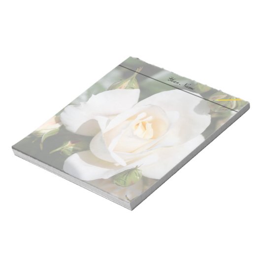 Bloc-note fleurs de rose blanches assez pures. amour, romanc (Tourné)