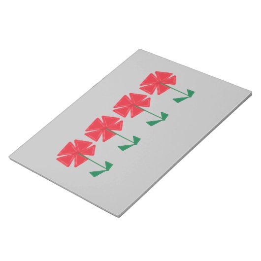 Bloc-note fleurs rouges sur remplissage arrière - plan gris (Incliné)