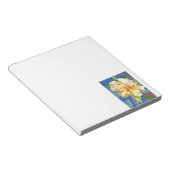 Bloc-note Gardenia jaune géant sur Arrière - plan bleu (Incliné)