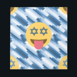 Bloc-note hanoukka chanukkah emoji<br><div class="desc">chanukka, chanukkah, emoji, drôle, hannukah, Hanoukka, hanoukka emoji, hanoukka, visage heureux, hébreu, jours fériés, juif, juif, judaïsme, étoile de david, jaune bleu, passover, yom Kippour, rayé, bleu, blanc, pastel - "star de david""emoji juif""hanoukka emoji" kah emoji" emoji emoticon "happy face""vacances juives" "star de david emoji""star de david happy face""rosh hashanah"...</div>