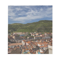 Italie, Sardaigne, Bosa. Vue de la ville depuis Ca