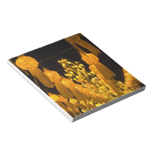 Bloc-note Lanternes pour la fête de Loi Krathong. (Incliné)