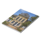 Bloc-note Le bâtiment principal du château, rénové par (Tourné)
