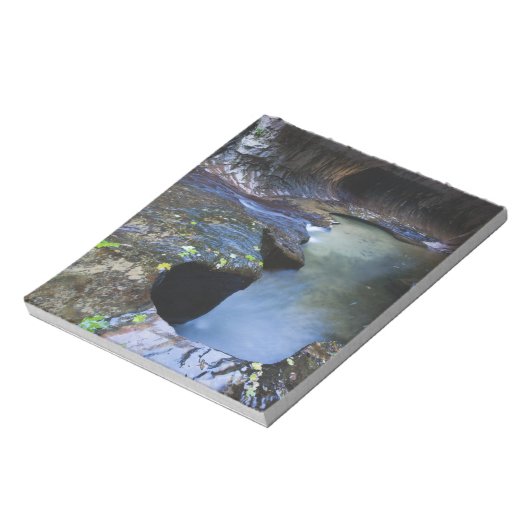 Bloc-note Le canyon à sous du métro (Tourné)