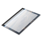 Bloc-note Le lever Du Soleil Coule De Longues Ombres Sur La  (Incliné)