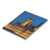 Bloc-note Les Chambres du Parlement la nuit dans la ville de (Tourné)