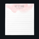 Bloc-note Liste des tâches d'aquarelle Ombre rose<br><div class="desc">Faites le suivi de votre liste de choses à faire avec ce bloc-notes personnalisé. Le design comporte une aquarelle à l'ombre rose en haut,  un en-tête personnalisable qui se lit "Get it Done",  sous lequel vous pouvez ajouter votre nom et 12 lignes pour ajouter vos tâches et les désactiver.</div>